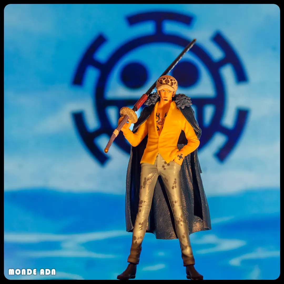 Figurine Trafalgar D Water Law - One Piece