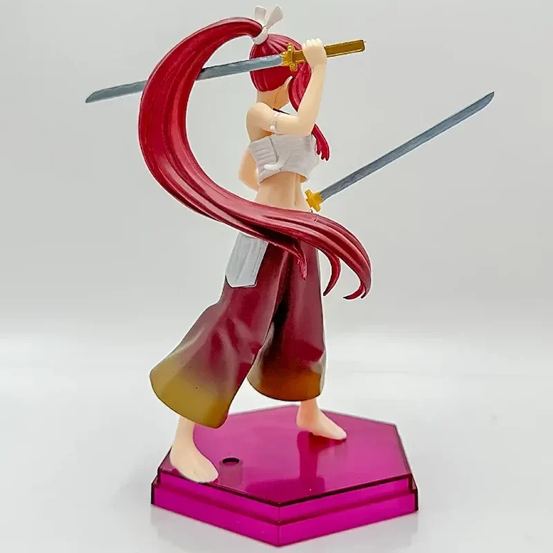 figurine erza scarlet fairy tail 19cm de côté