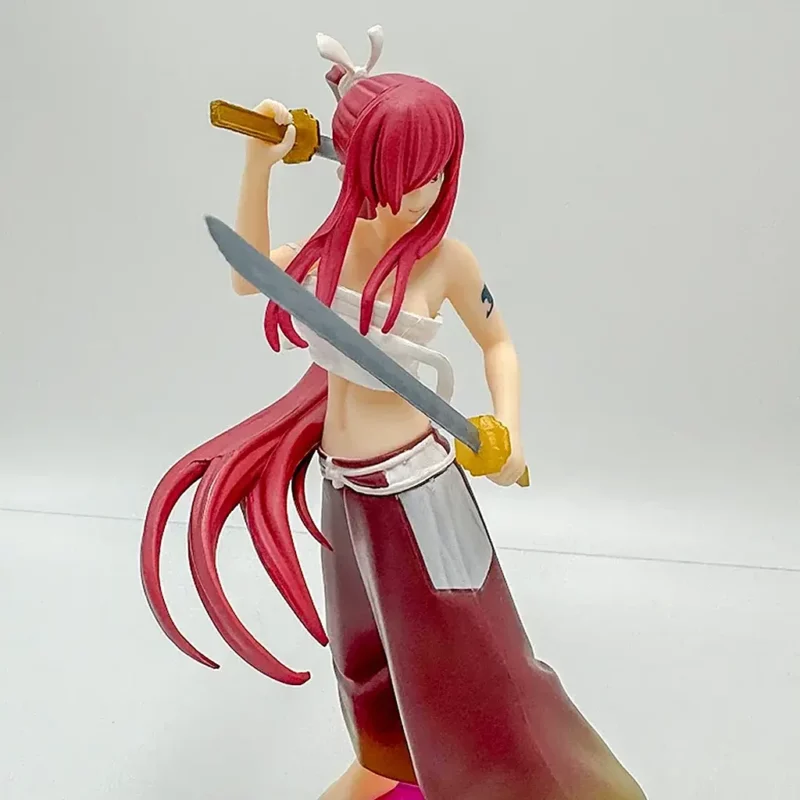 figurine erza scarlet fairy tail 19cm de face